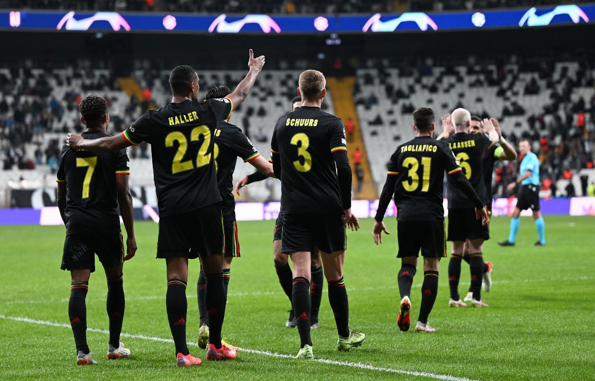 Besiktas Ajax Haller