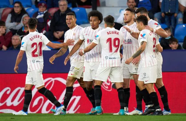 levante sevilla kounde acuna