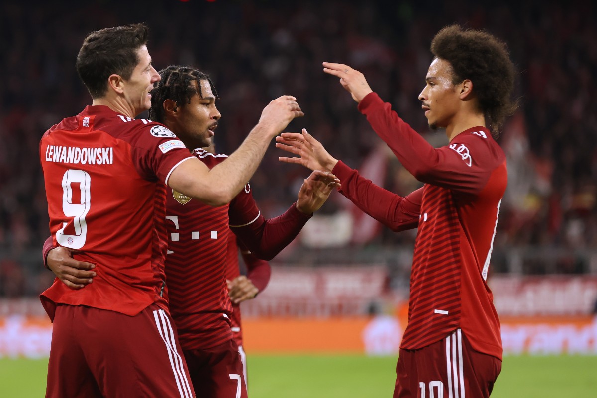 lewandowski gnabry sane bayern munich