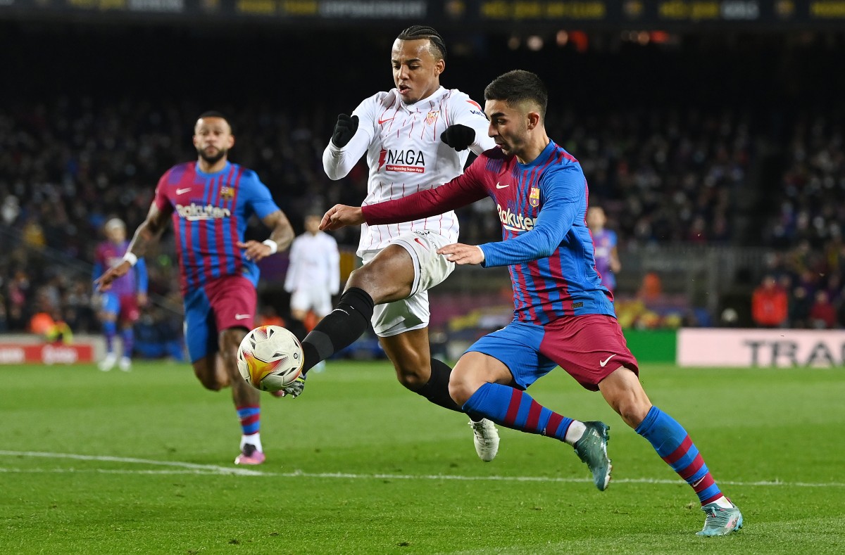 sevilla barcelona 2022 jules kounde