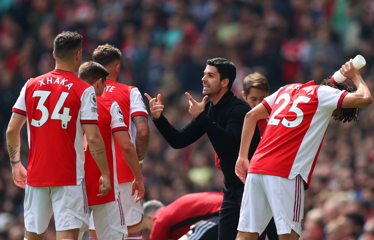 xhaka white arteta arsenal fc