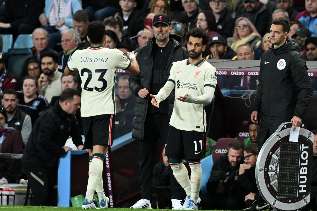 Diaz Salah Klopp Liverpool Villa
