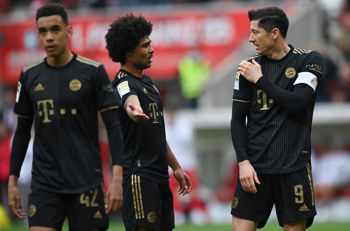 Mainz Bayern Munich Serge Gnabry and Robert Lewandowski