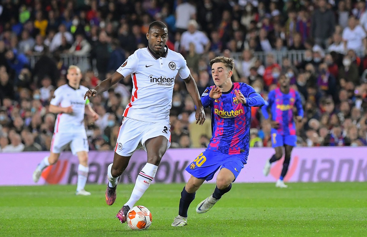 N'Dicka vs Barcelona
