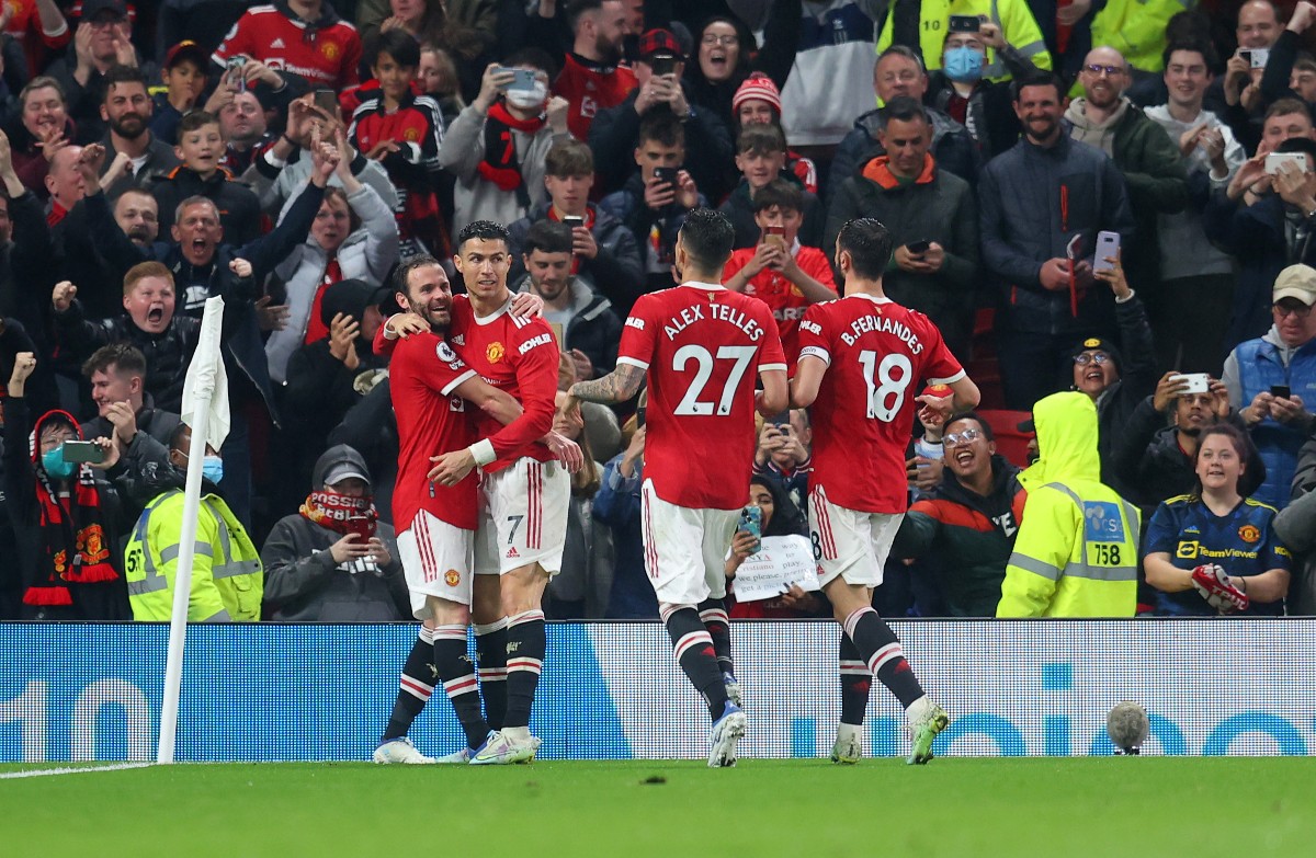 man utd brentford mata ronaldo fernandes telles