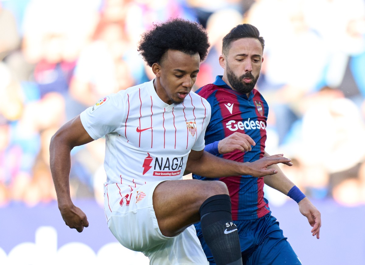 Kounde vs Levante