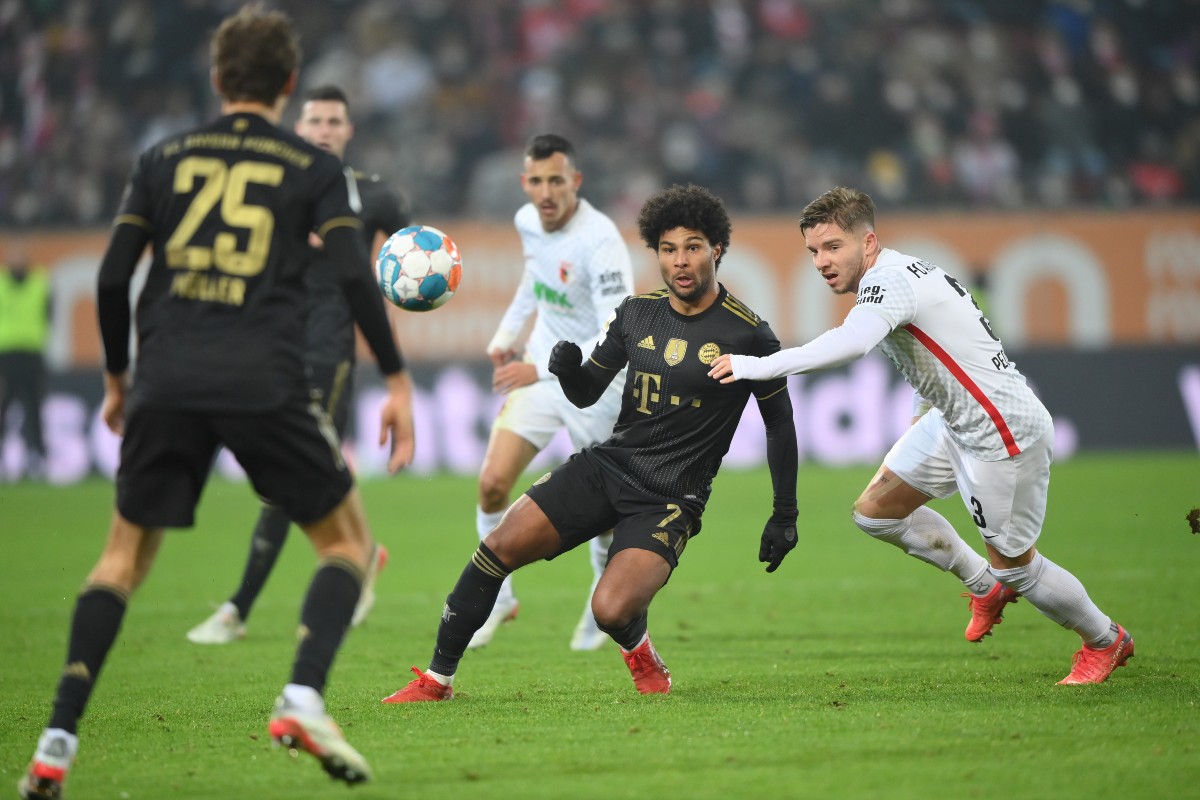 augsburg bayern munich muller gnabry