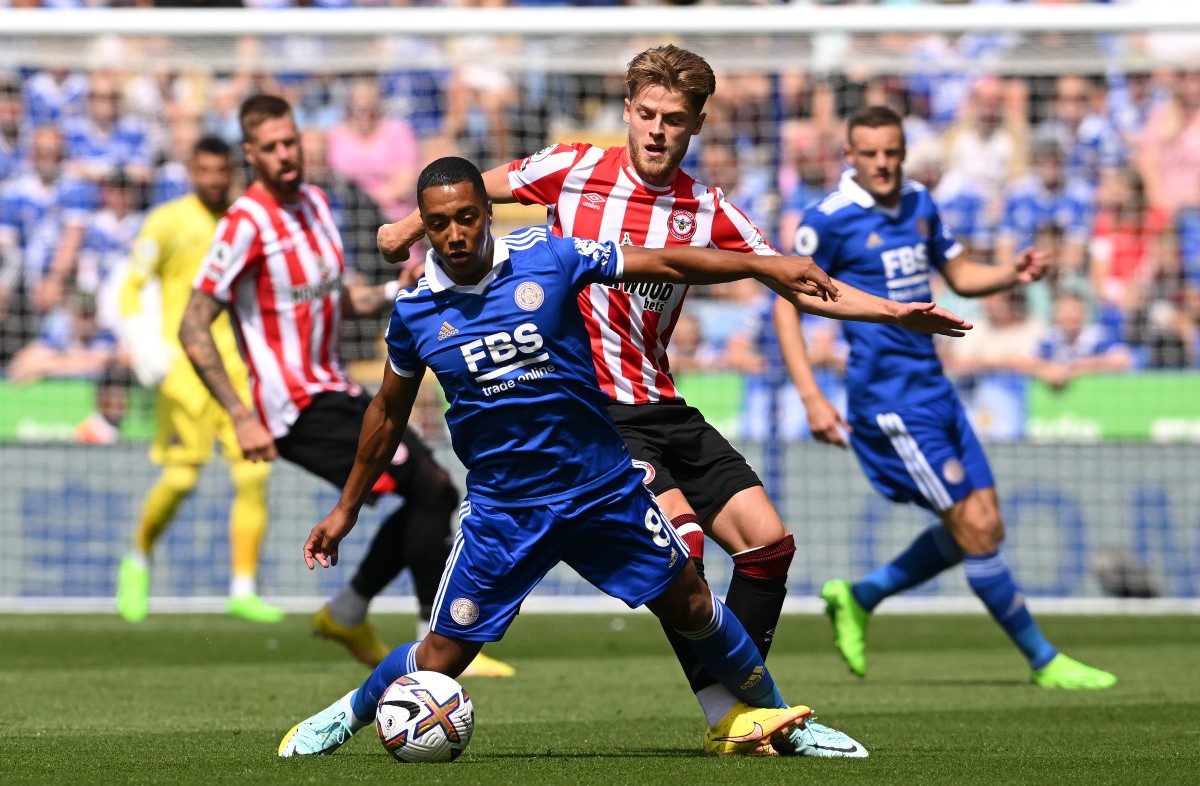 Youri Tielemans vs Brentford 2022-23