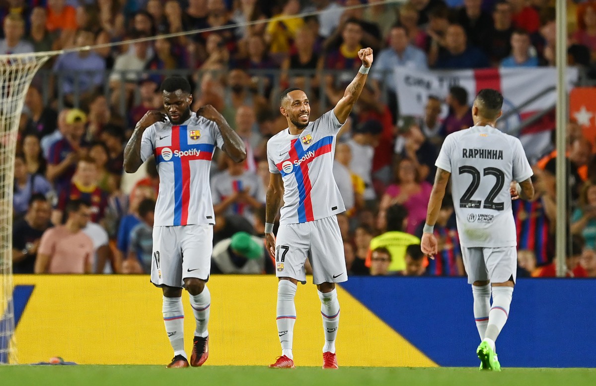 kessie aubameyang raphinha barcelona