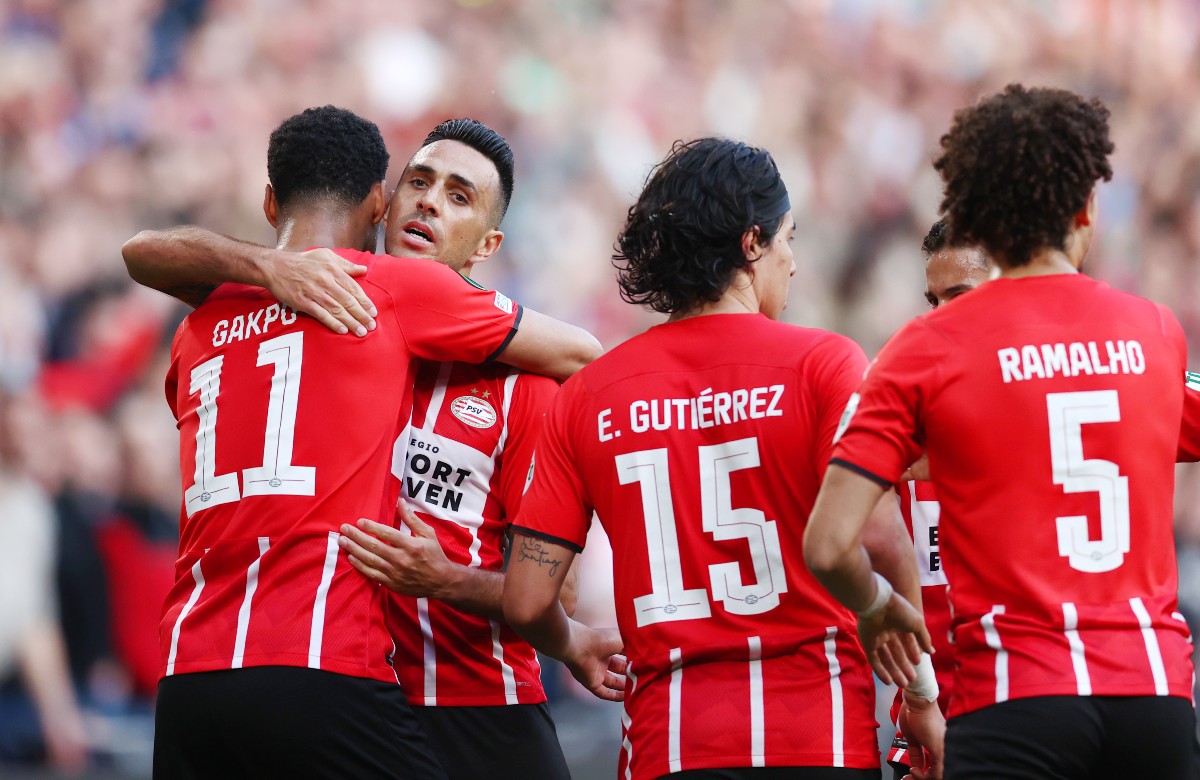 psv leicester cody gakpo 2022