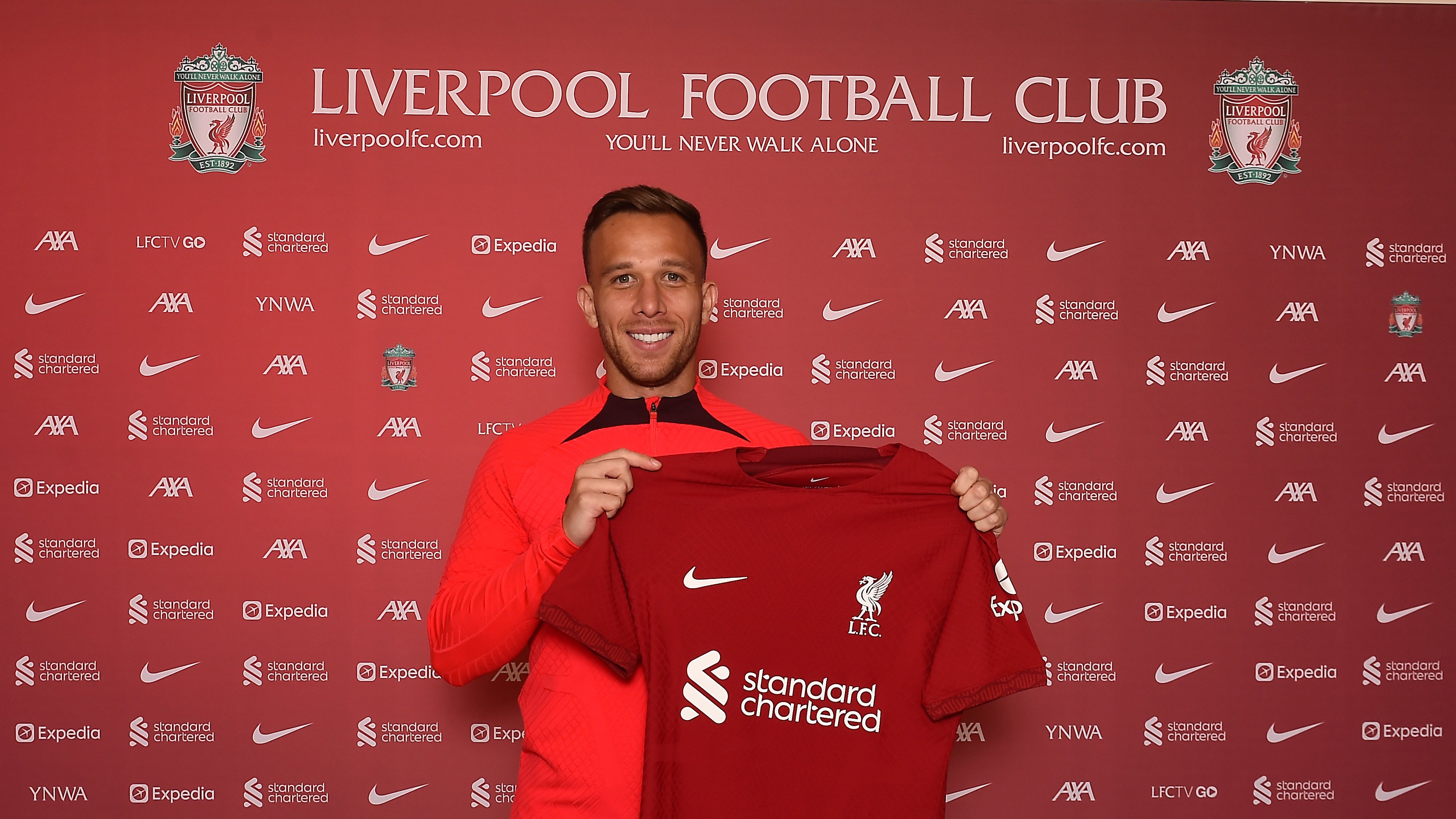 Arsenal and West Ham want Arthur Melo