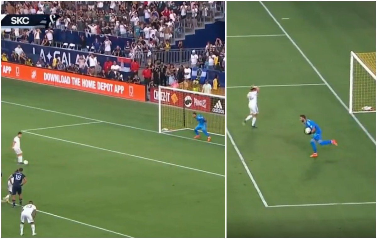 chicharito pen blunder
