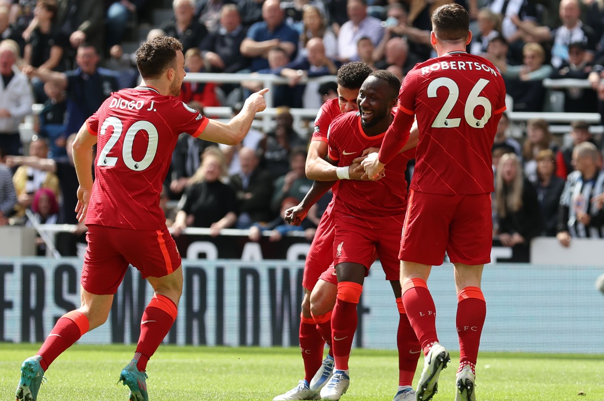 diogo jota naby keita andrew robertson liverpool