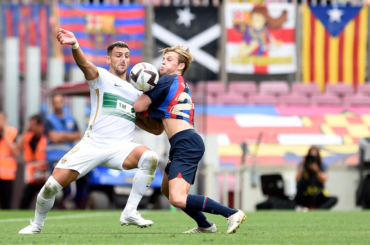 barcelona vs elche la liga frenkie de jong