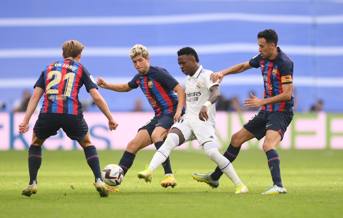 de jong vinicius busquets