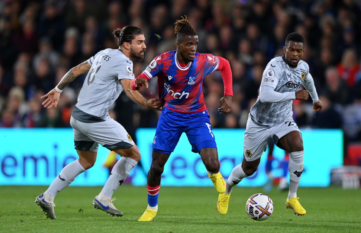 neves zaha wolves palace