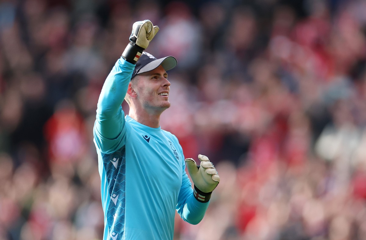 nottingham forest gk dean henderson