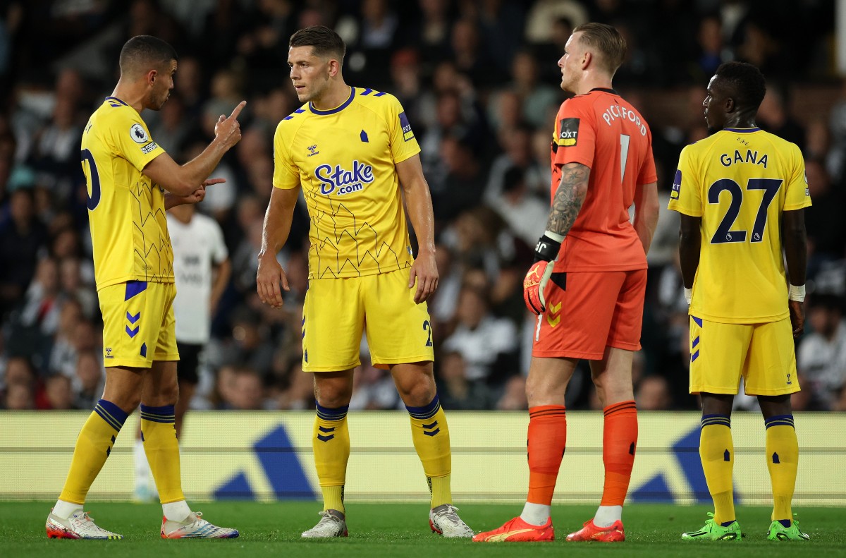 fulham everton pickford gana