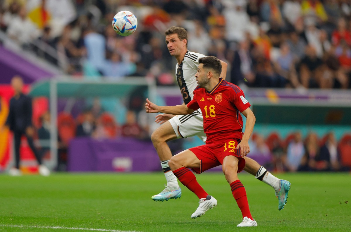 thomas muller jordi alba