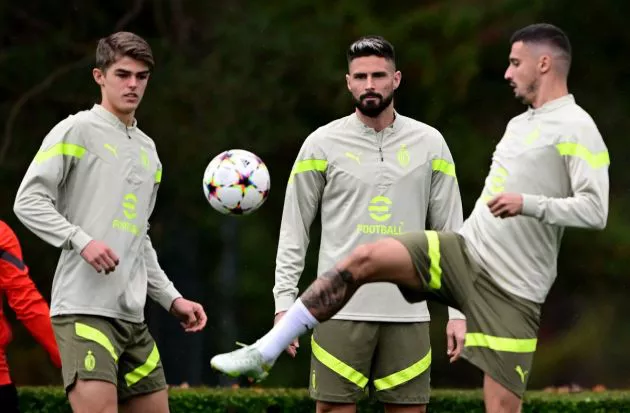 ac milan training de ketelaere giroud