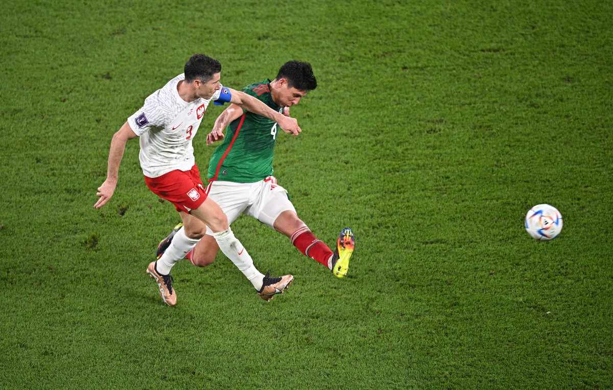 mexico poland world cup lewandowski alvarez
