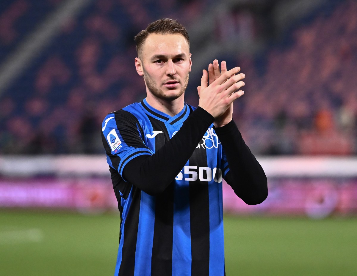 Teun Koopmeiners clapping