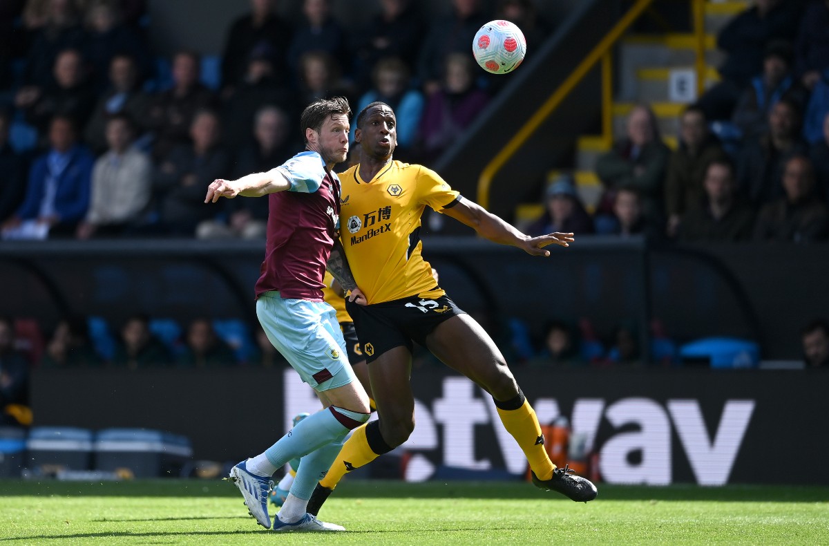 burnley wolves weghorst