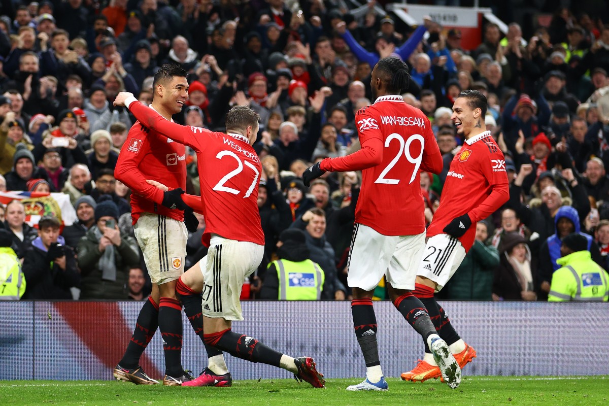 casemiro weghorst wan-bissaka antony man utd