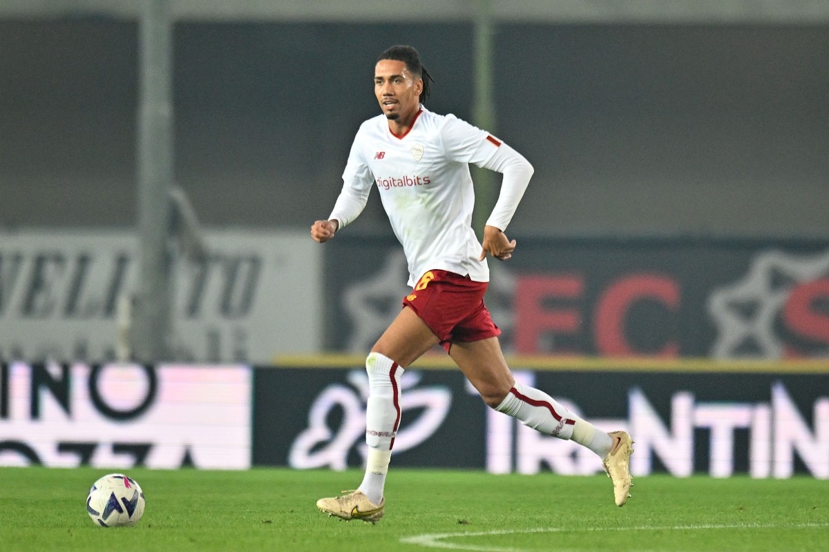 hellas verona as roma chris smalling