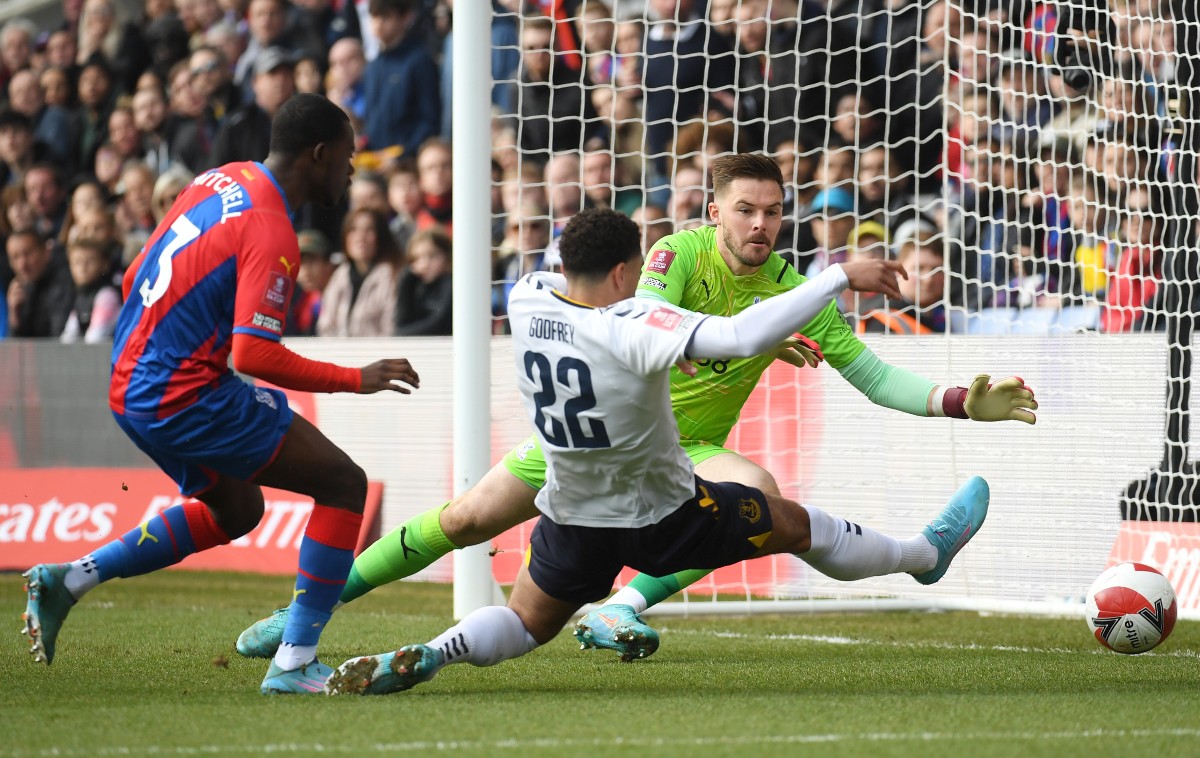 jack butland palace vs everton