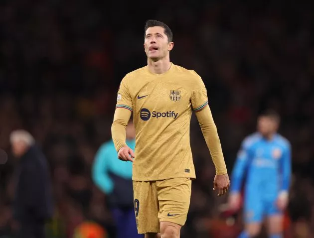 lewandowski barcelona man utd 2023 europa league