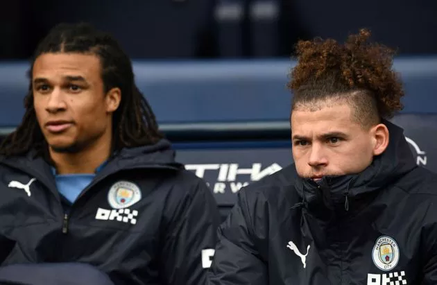 man city ake phillips