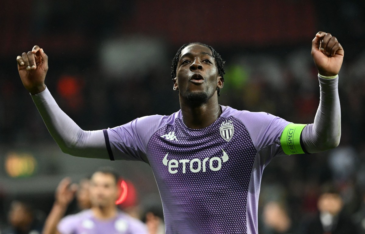 bayer leverkusen monaco axel disasi