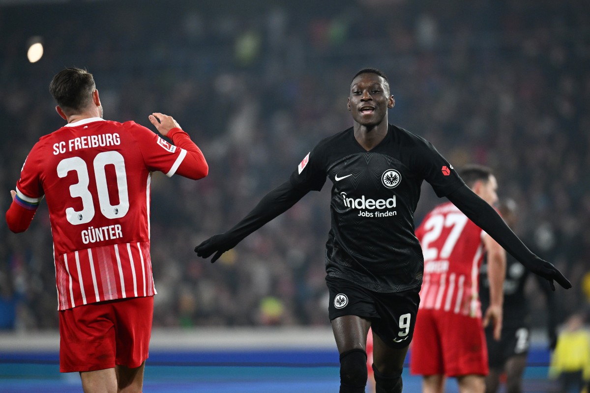 kolo muani vs freiburg celebration