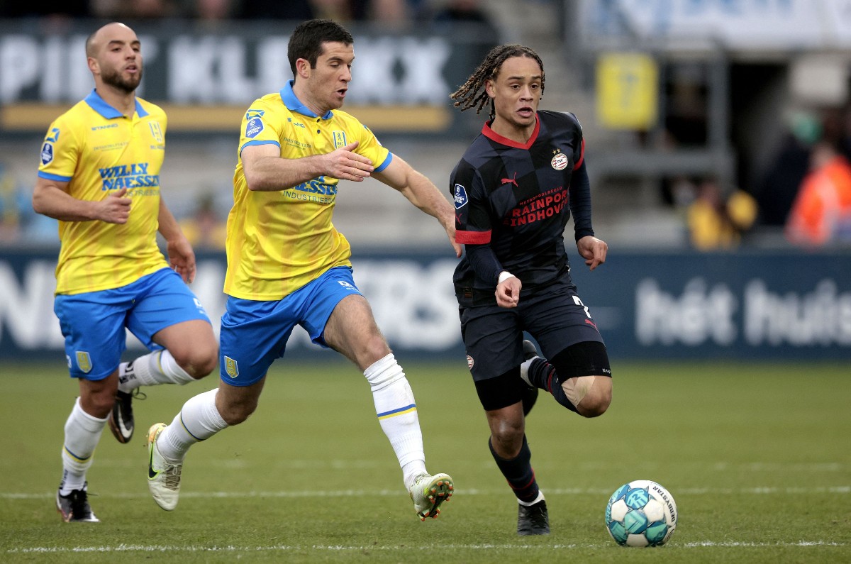 simons psv eredivisie