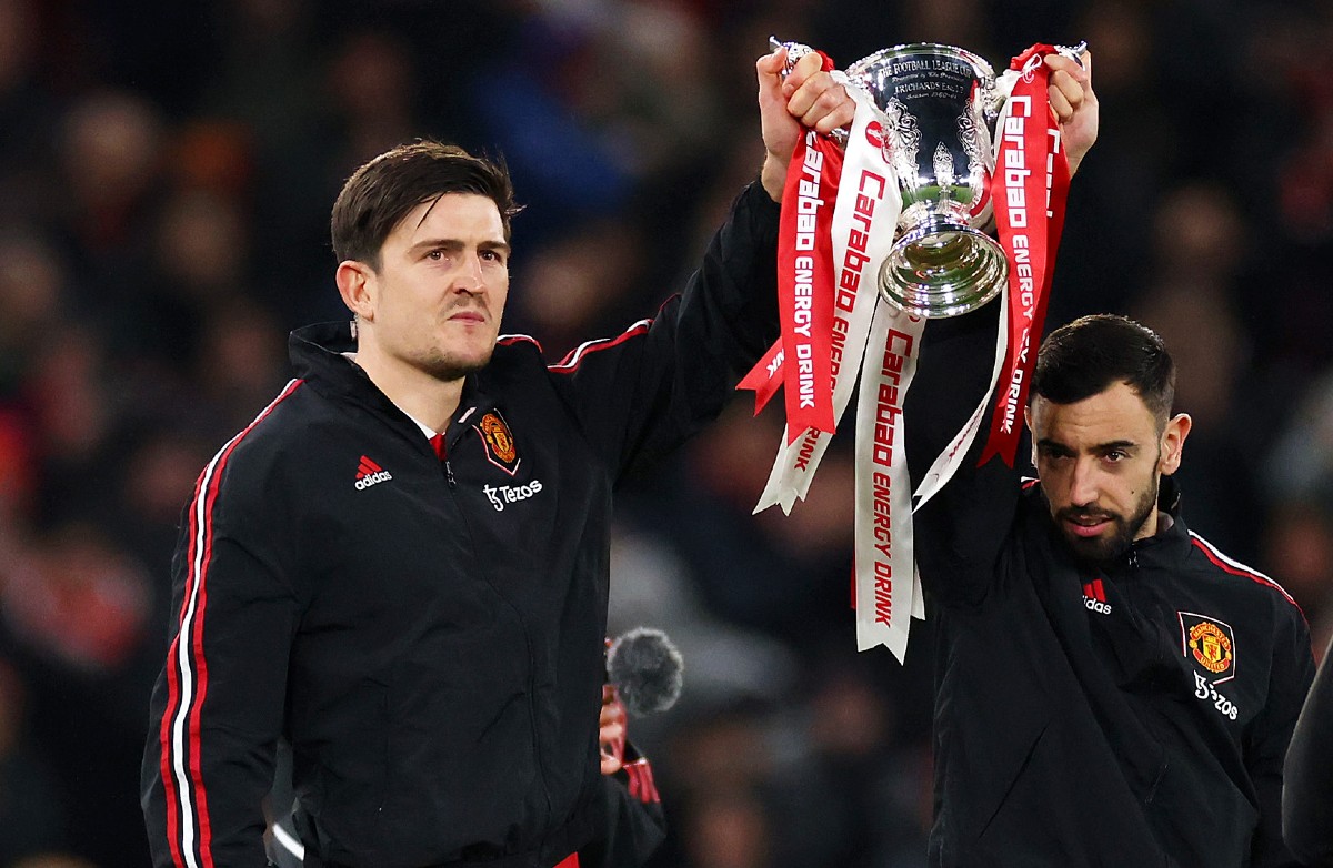 man united harry maguire bruno fernandes cup