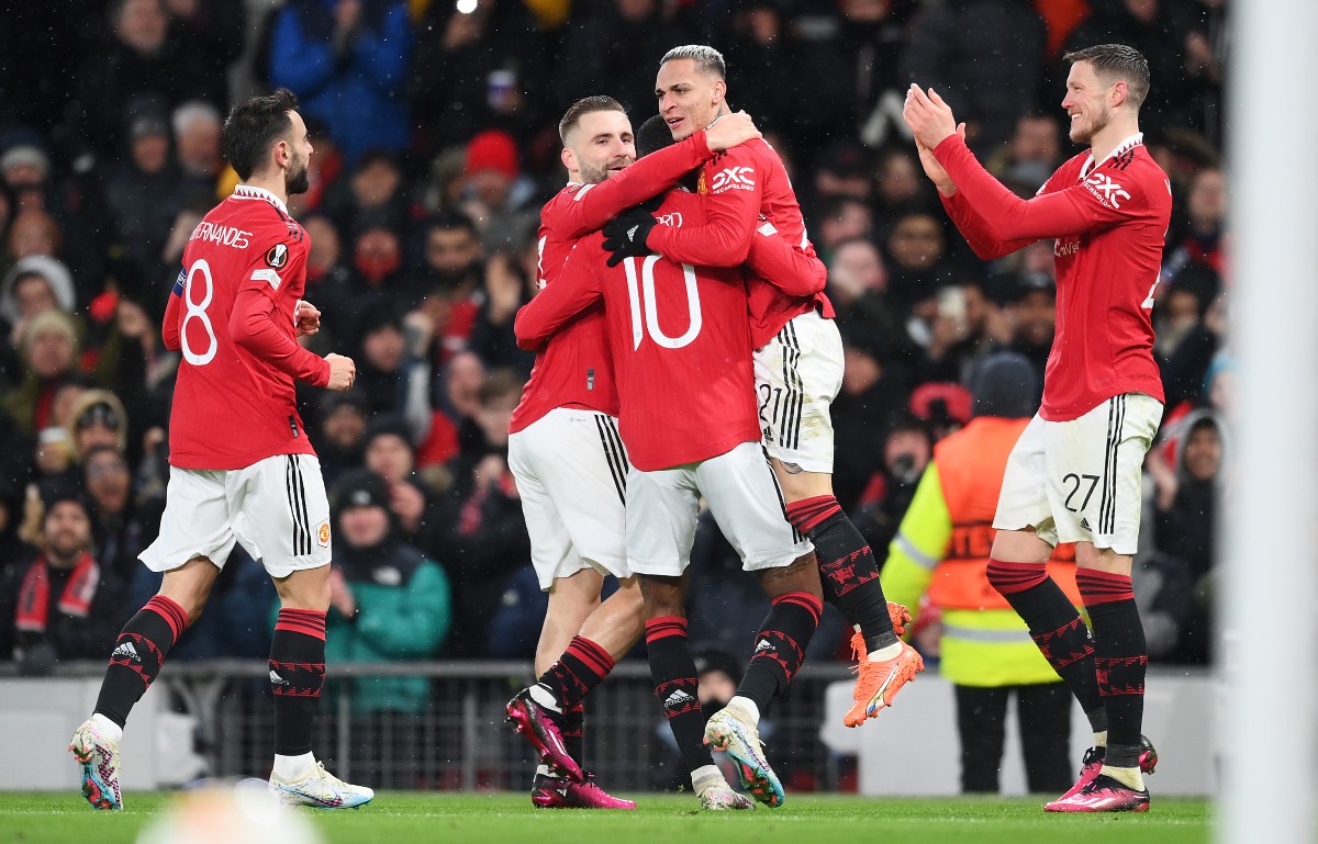 man utd real betis shaw fernandes antony weghorst