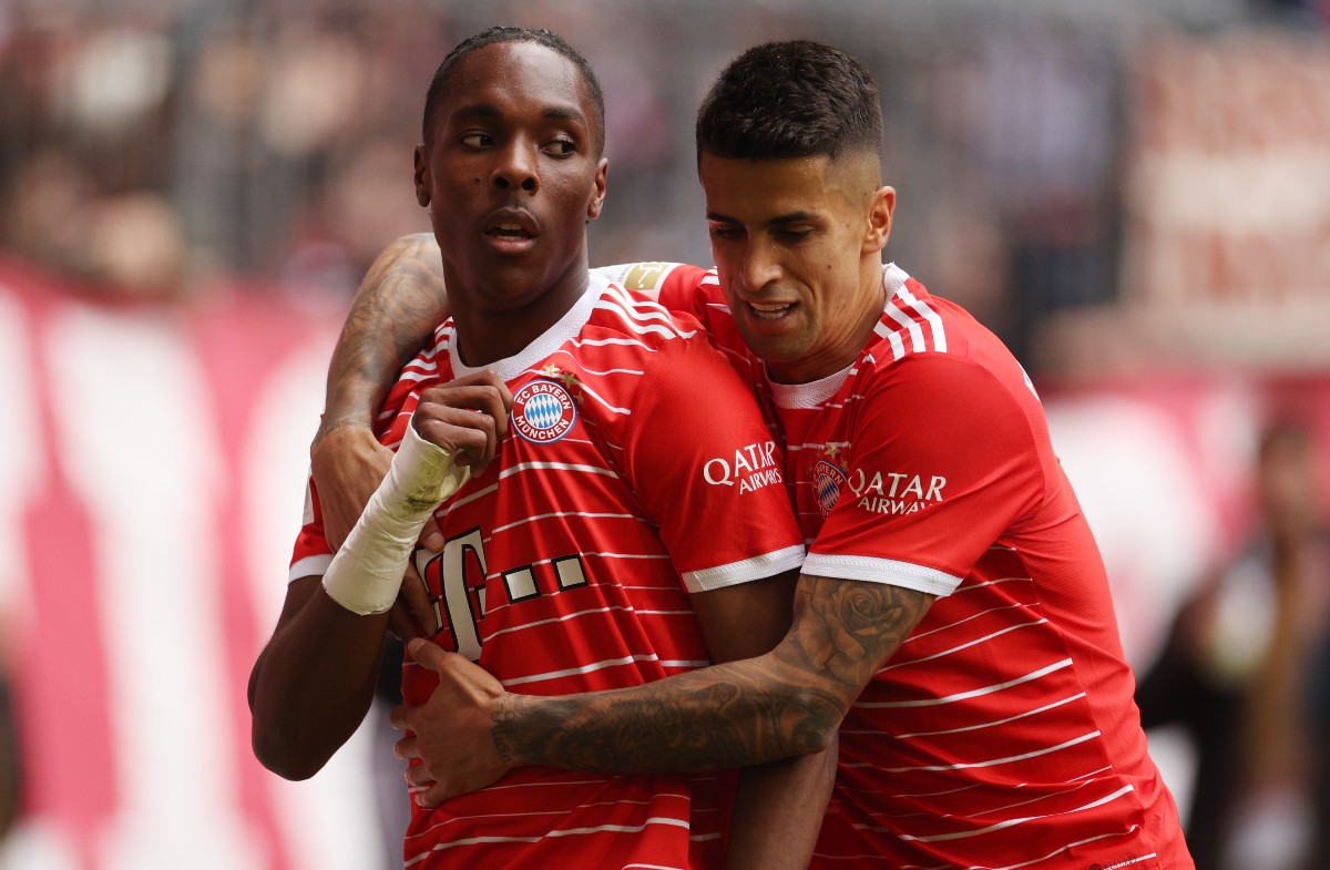 bayern schalke bundesliga cancelo