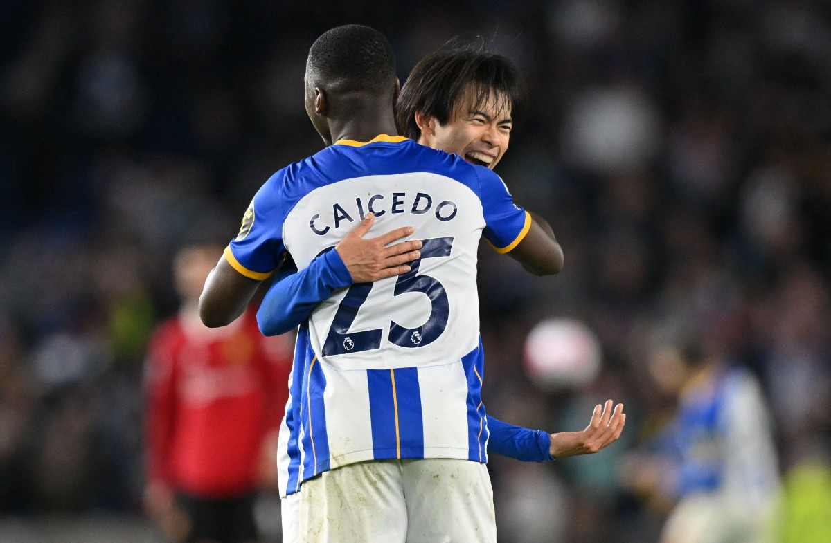 brighton v man utd caicedo mitoma
