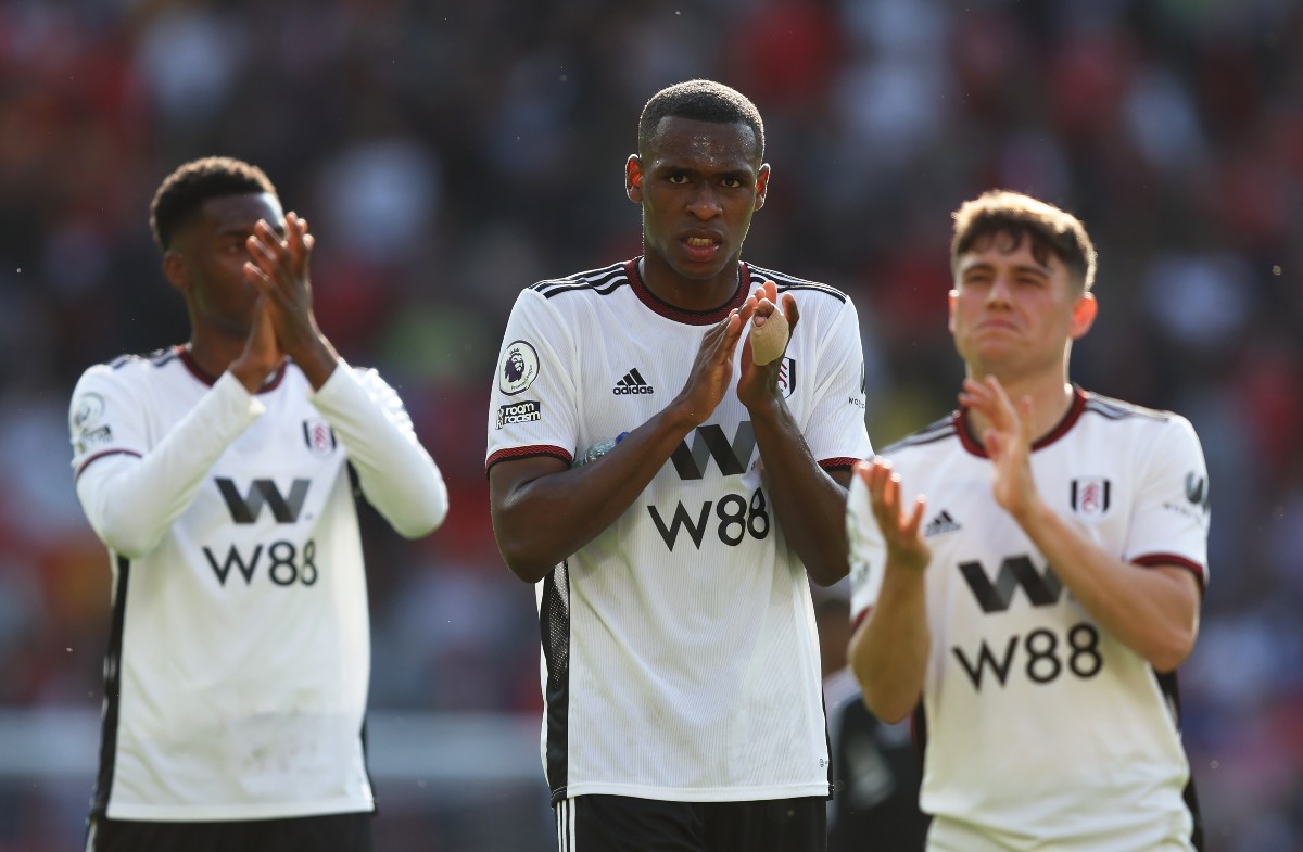 man utd fulham issa diop