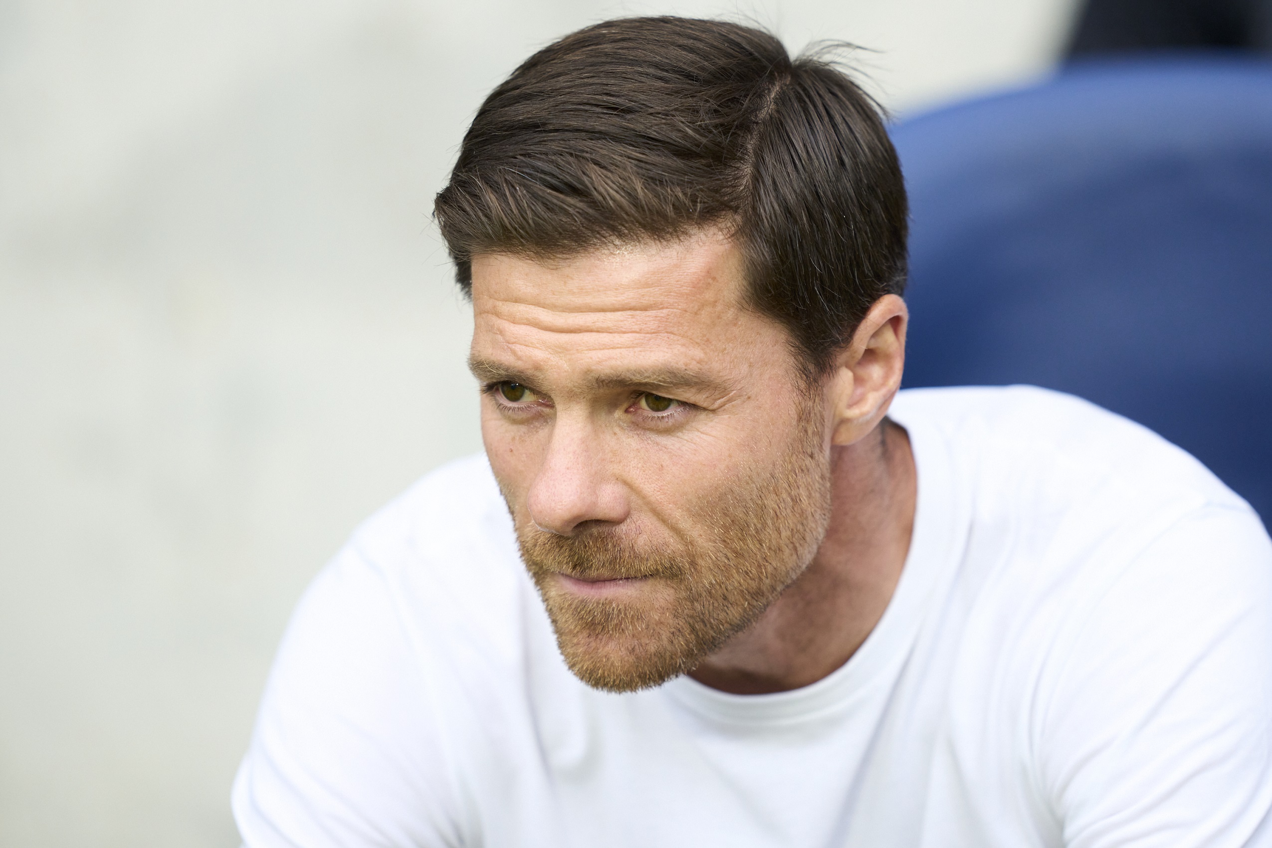 Alonso, Leverkusen, Falk