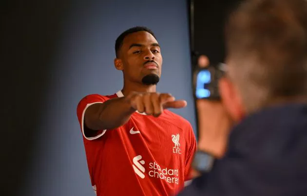 ryan gravenberch liverpool photoshoot