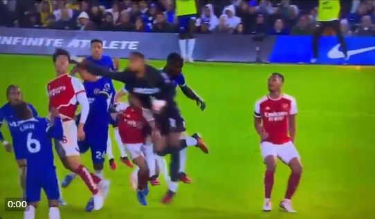 sanchez foul on jesus