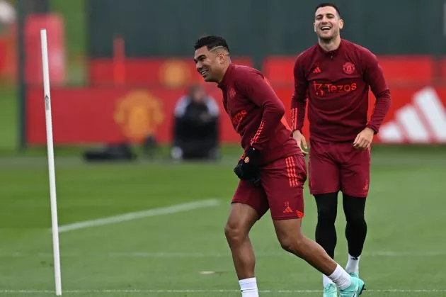 casemiro and dalot in training