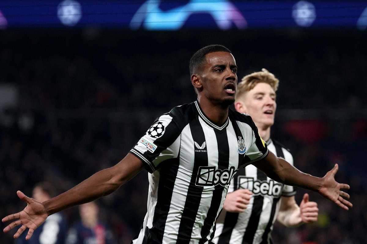 Arsenal interested in signing Newcastle United striker Alexander Isak.
