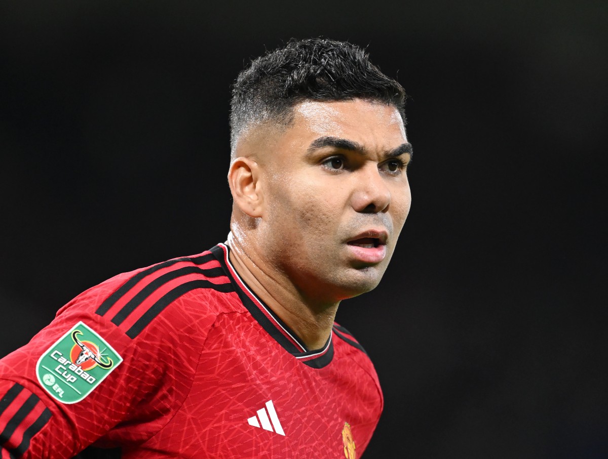 man united vs newcastle casemiro pic
