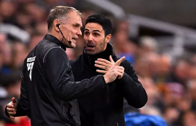 newcastle 1-0 arsenal arteta and fourth official