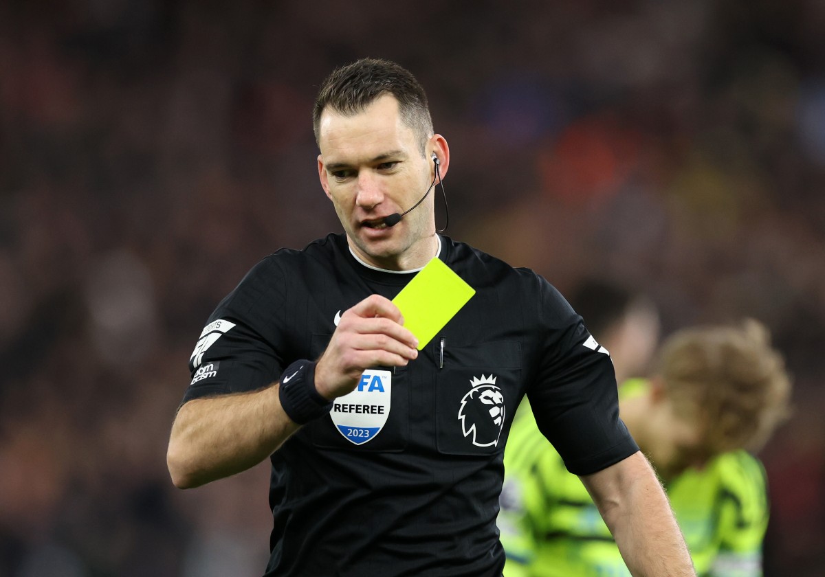 Jarred Gillett Villa Arsenal Jarred Gillett Villa Arsenal