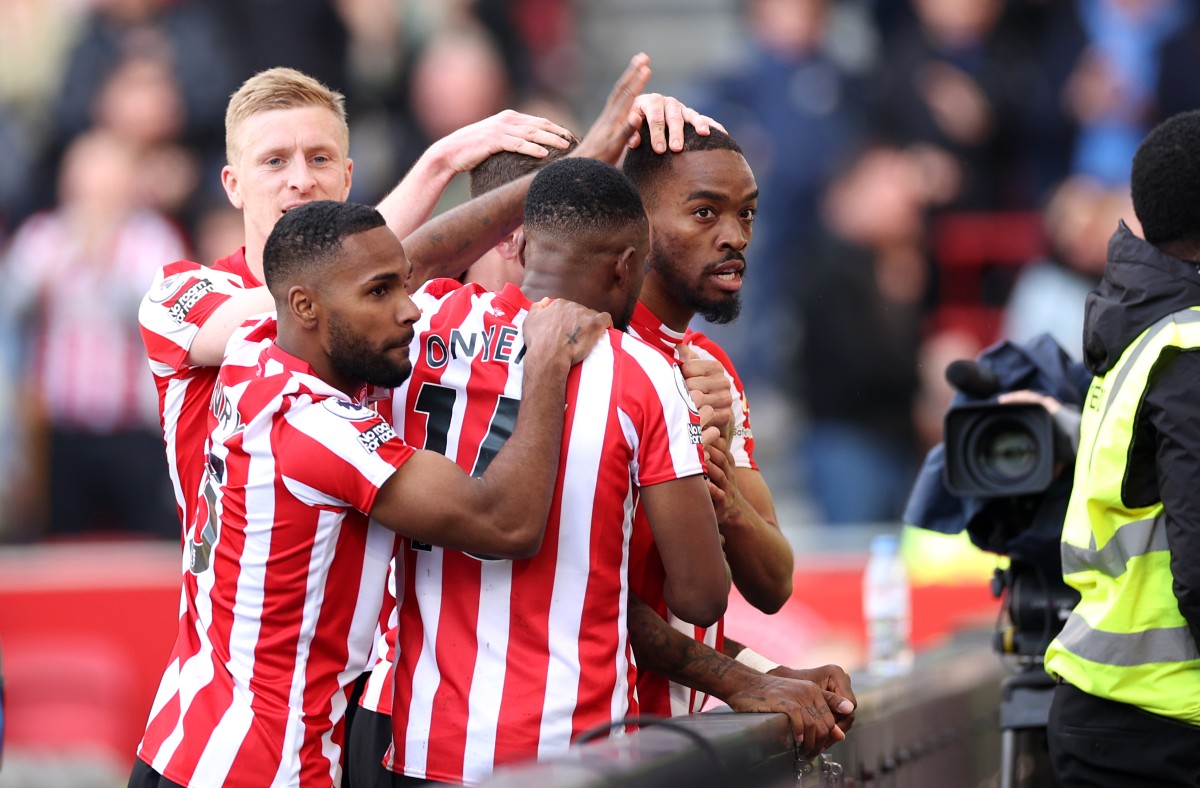 brentford villa ivan toney pic