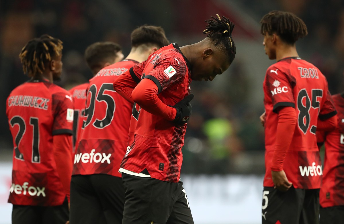 ac milan vs cagliari rafael leao